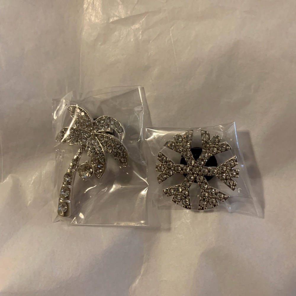 Croc charms, rhinestone palm tree and snow flake in sachet bag, dressy sparkle